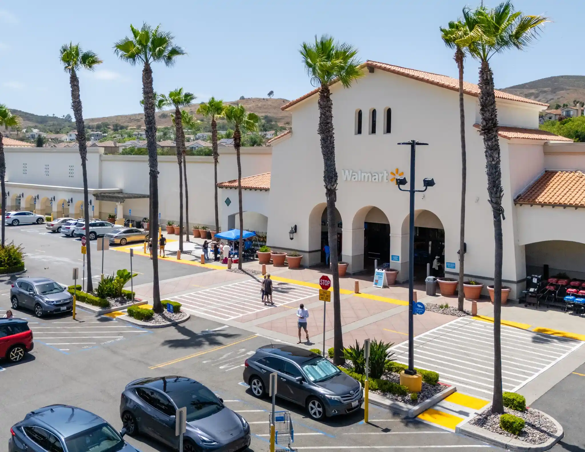 walmart-shopping-center