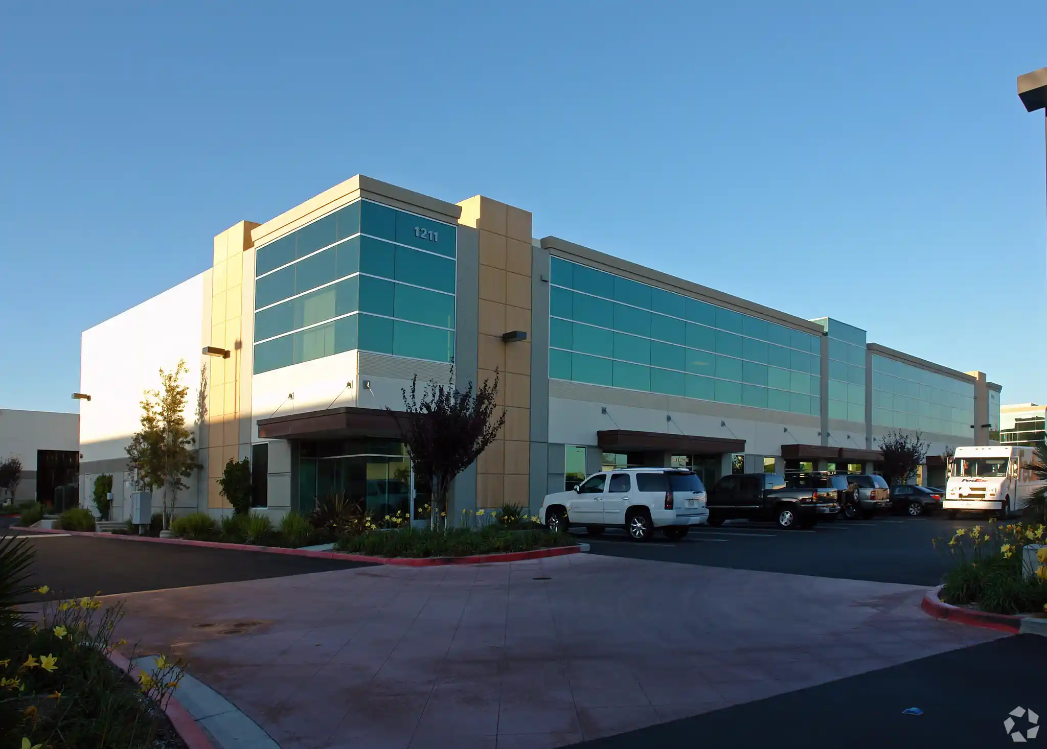 ca-camarillo-industrial-condo