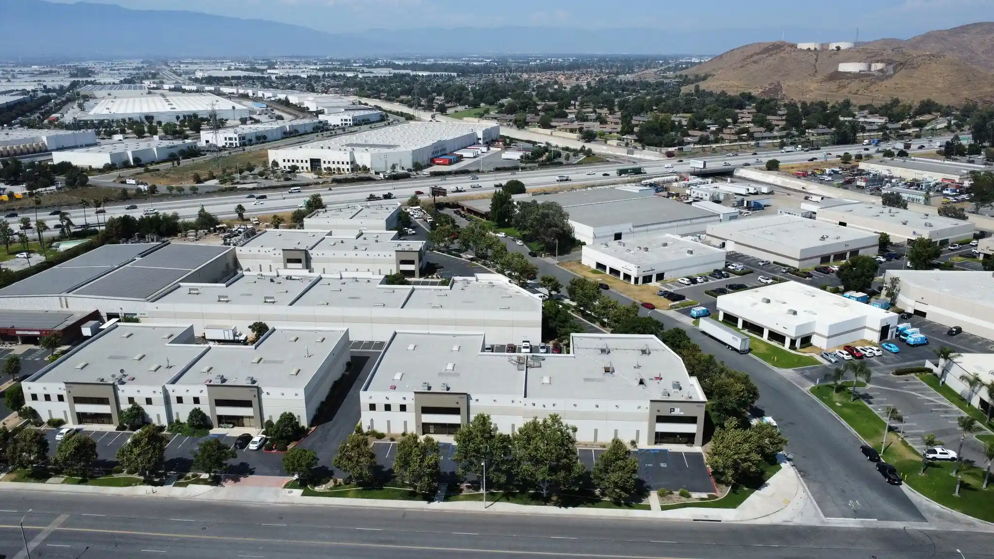 jurupa-valley-industrial-warehouse