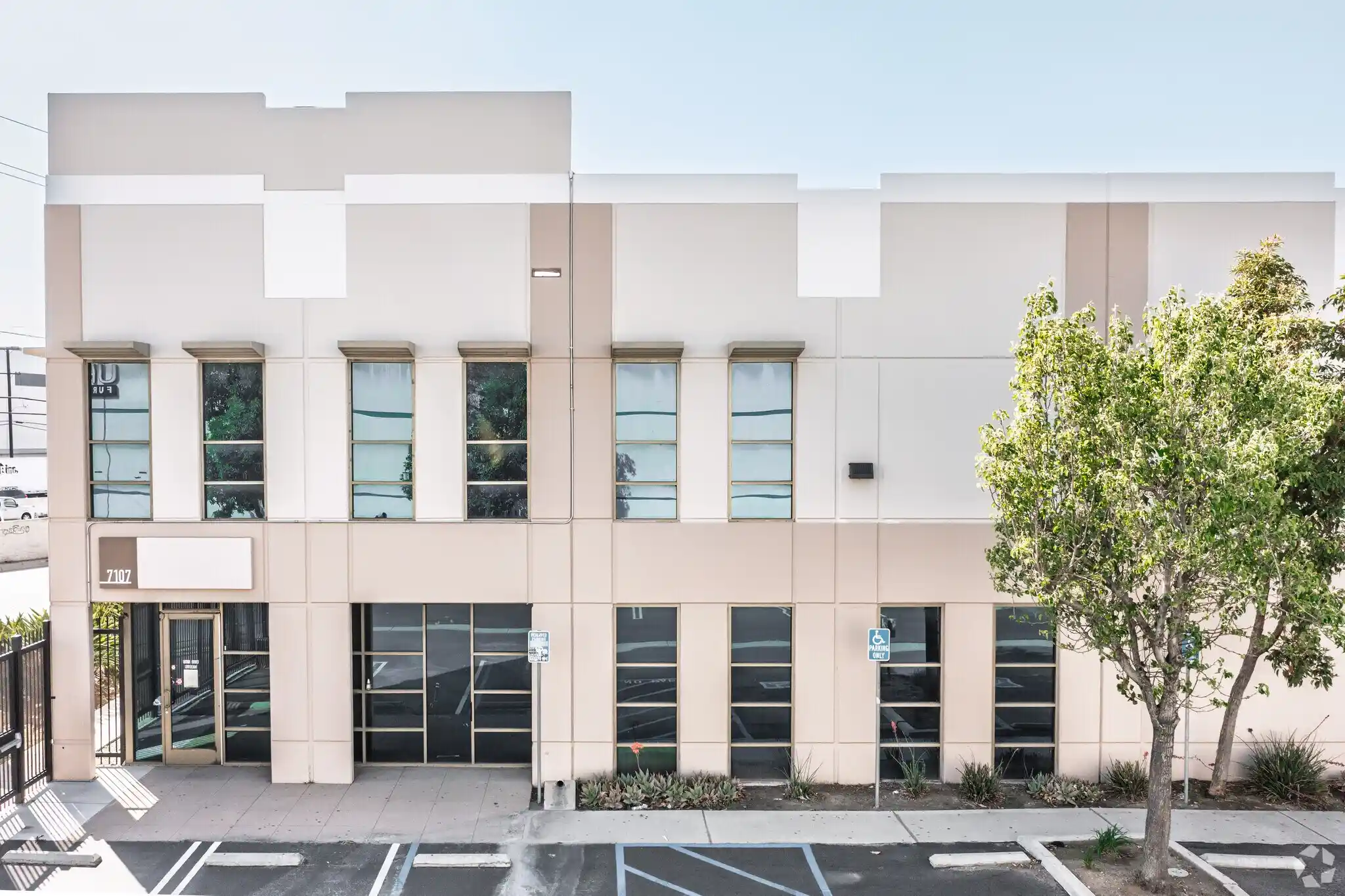 ca-montebello-los-angeles-industrial-condo