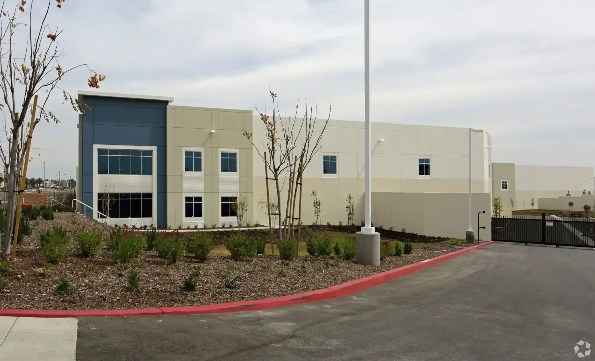 ca-rancho-cucamonga-9089-8th-St-Rancho-Cucamonga2C