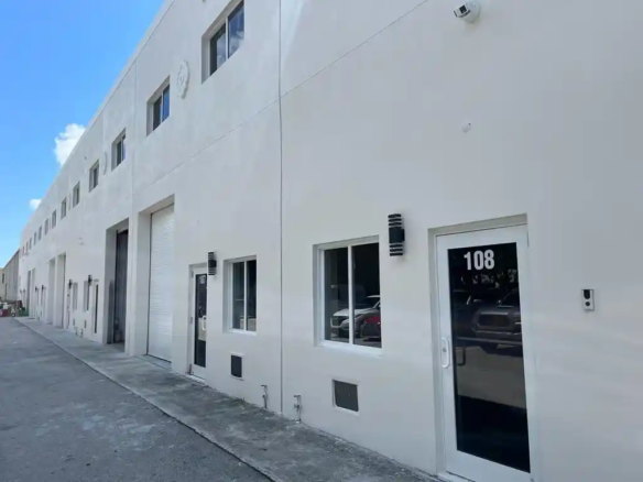 miami-10-unit-industrial-building