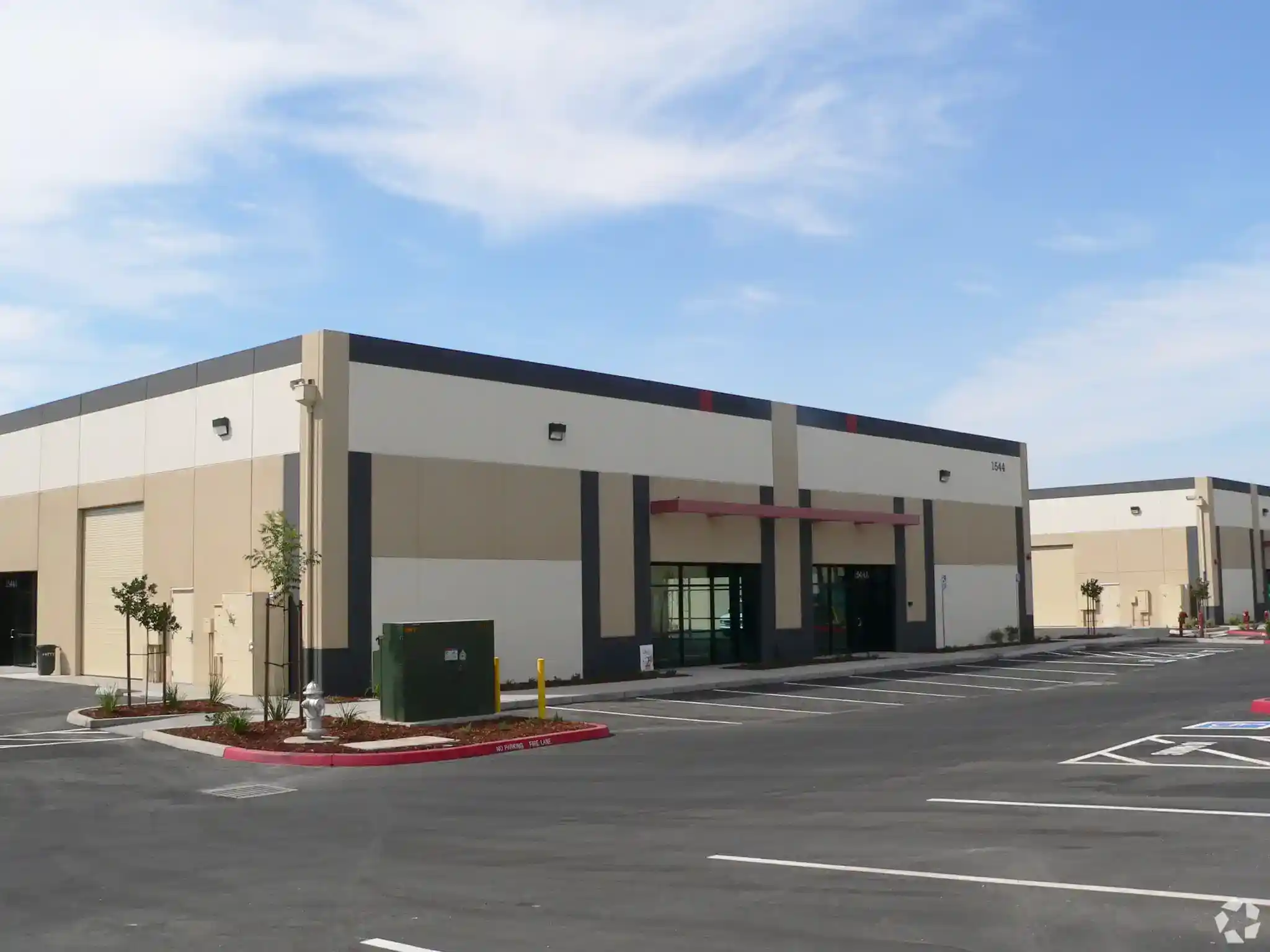 sacramento-industrial-flex-building
