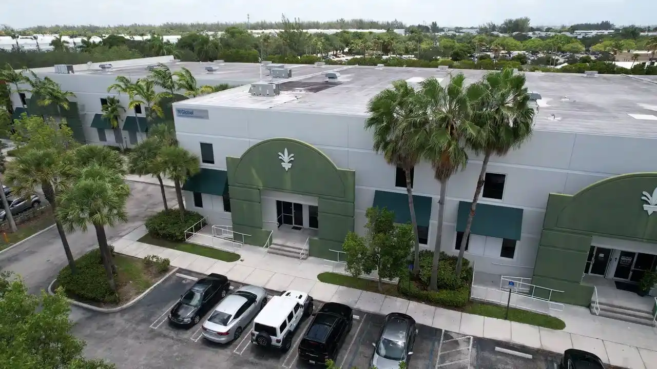 doral-industrial-flex-condo