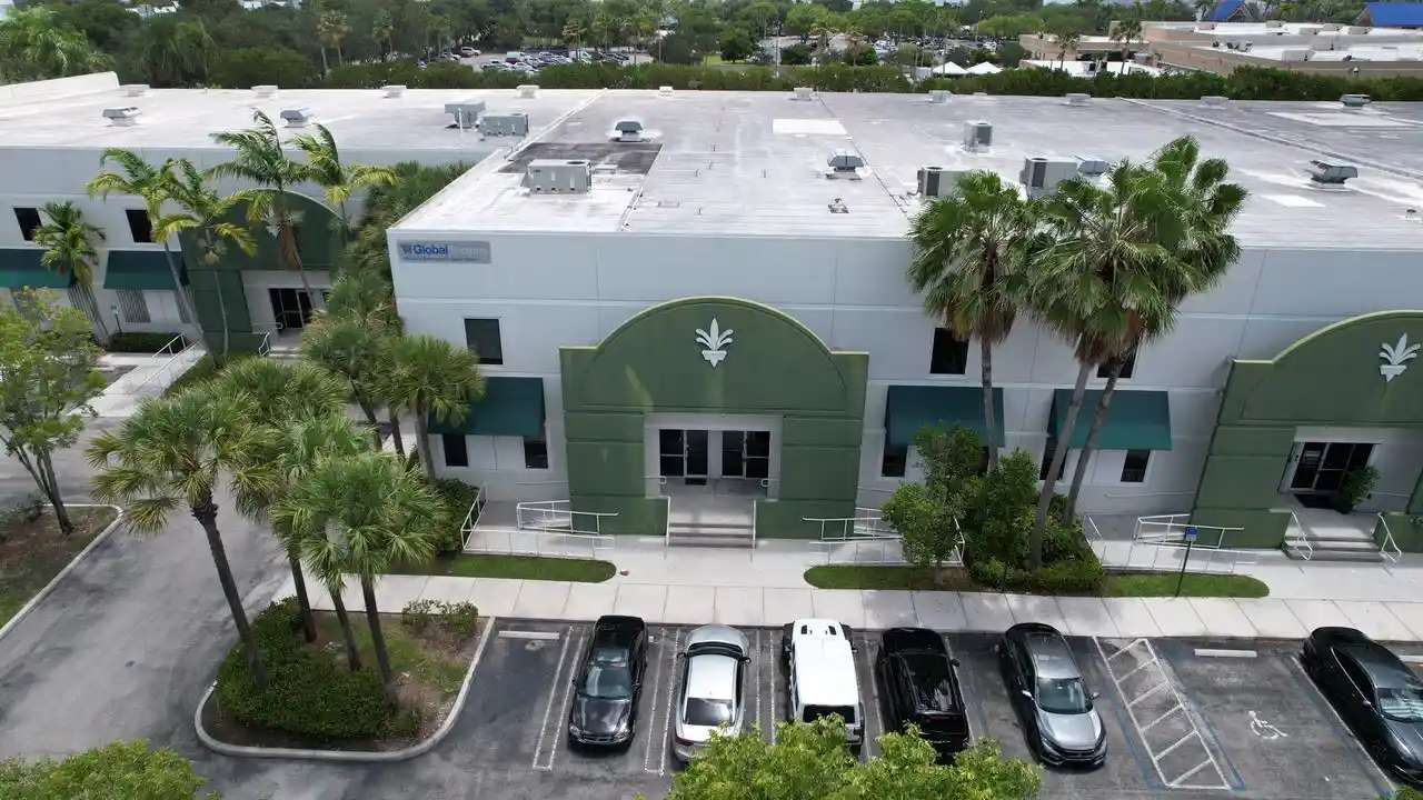 doral-industrial-flex-condo