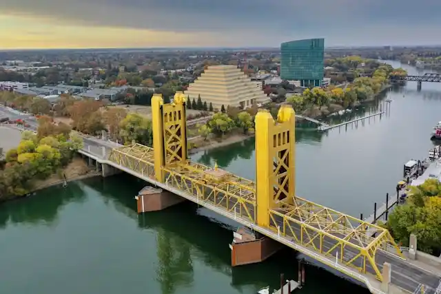 bridge-sacramento