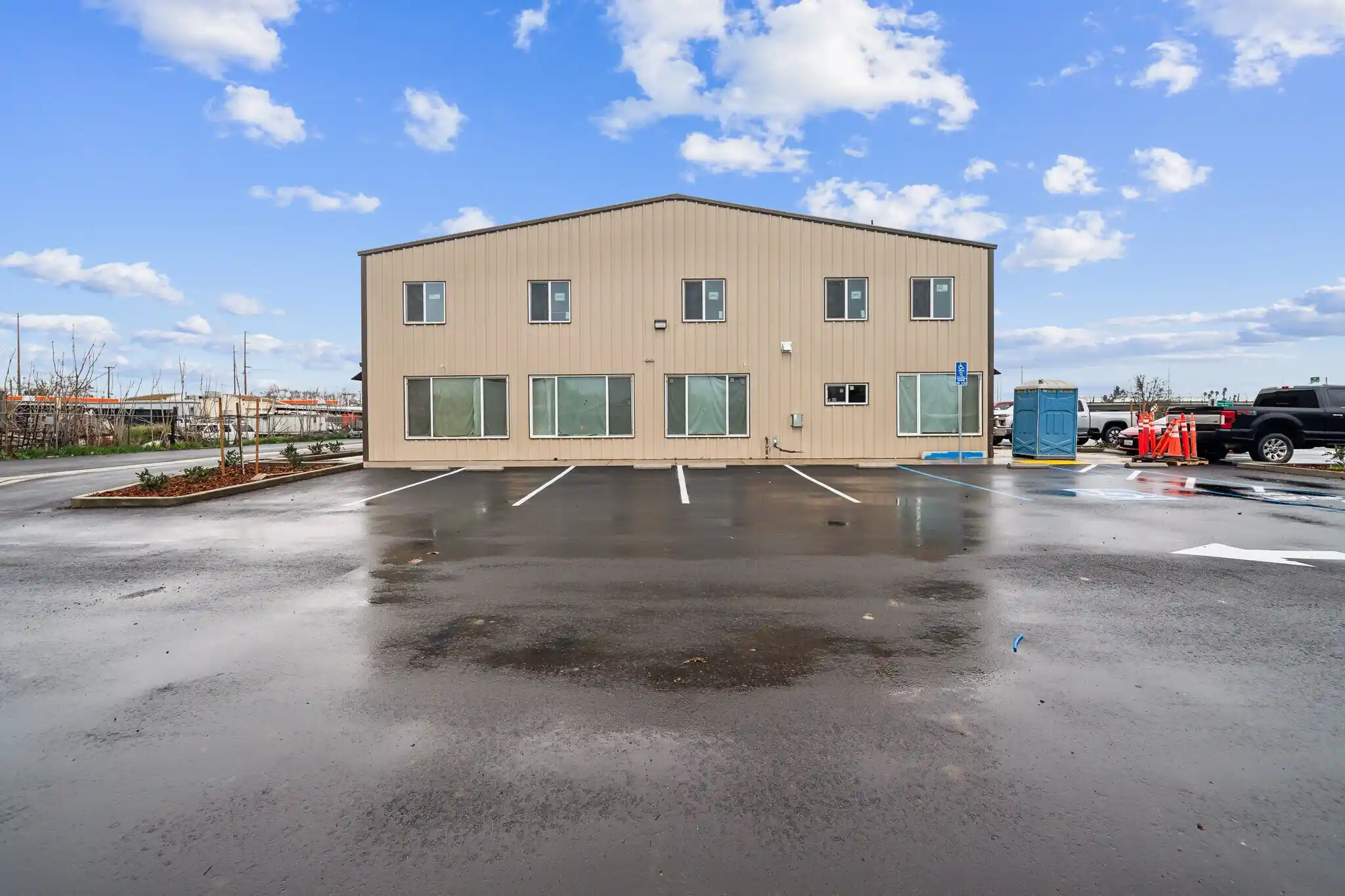 fresno-industrial-warehouse-building