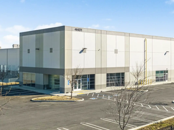 modesto-ca-big-box-industrial-warehouse