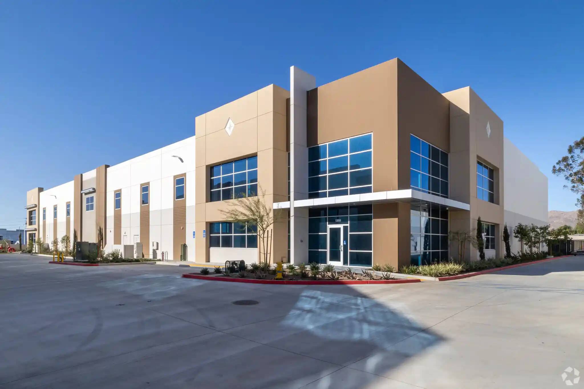 moreno-valley-distribution-center-industrial