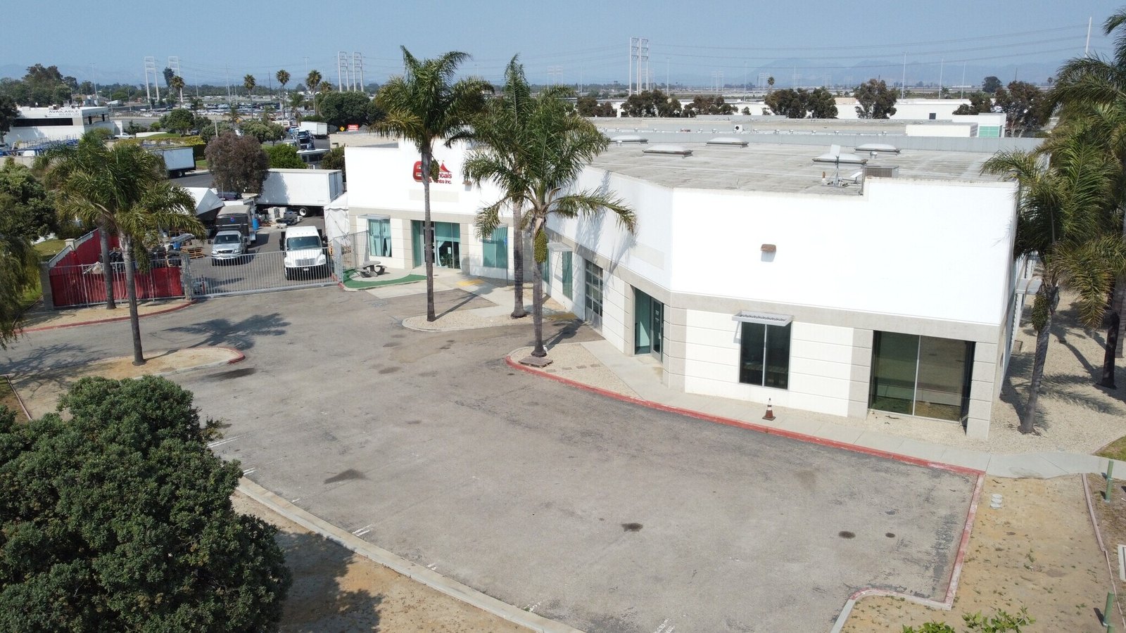 ca-oxnard-707-709-E-Hueneme-Rd-Oxnard-3