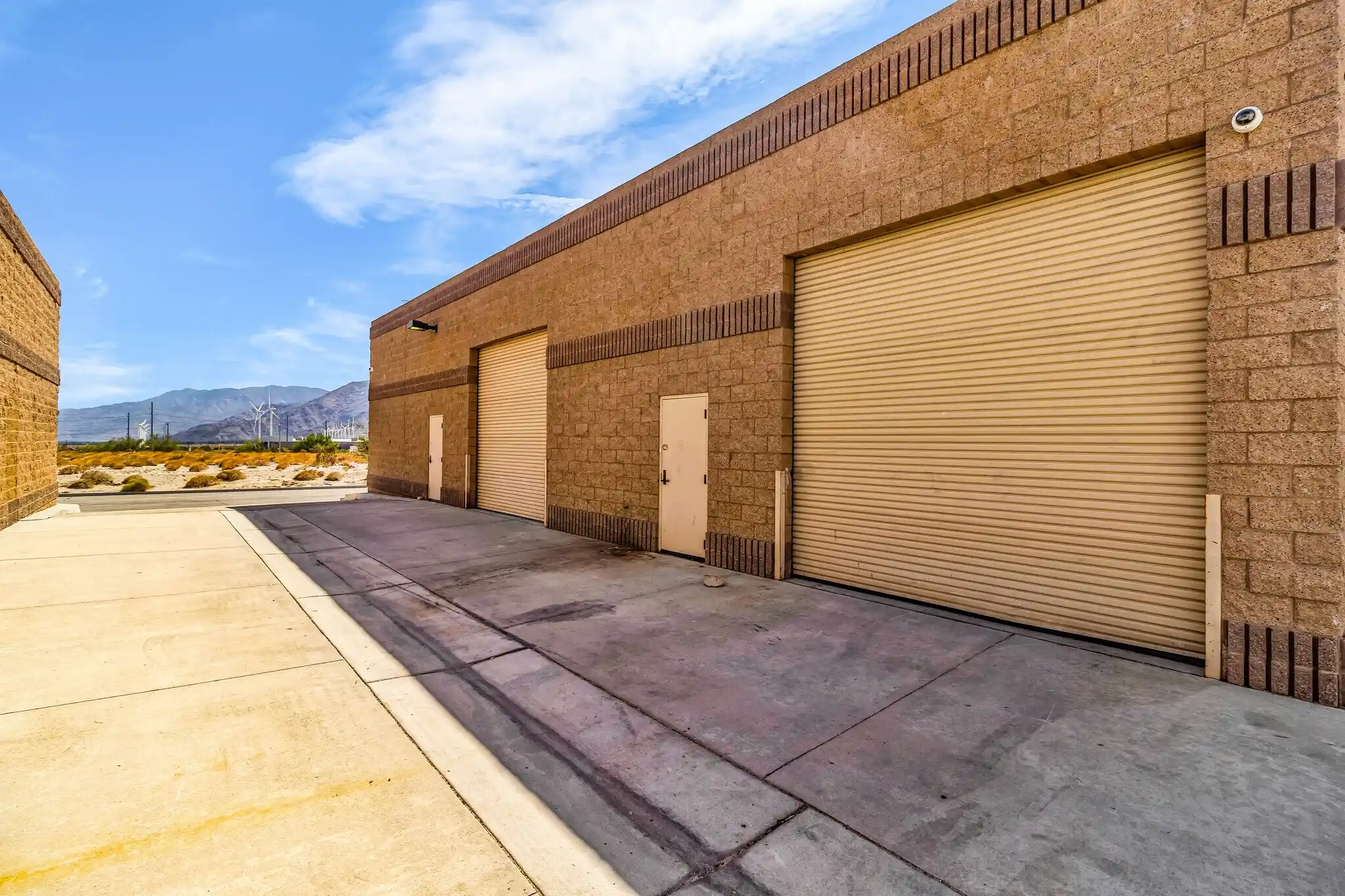 palm-springs-industrial-warehouse