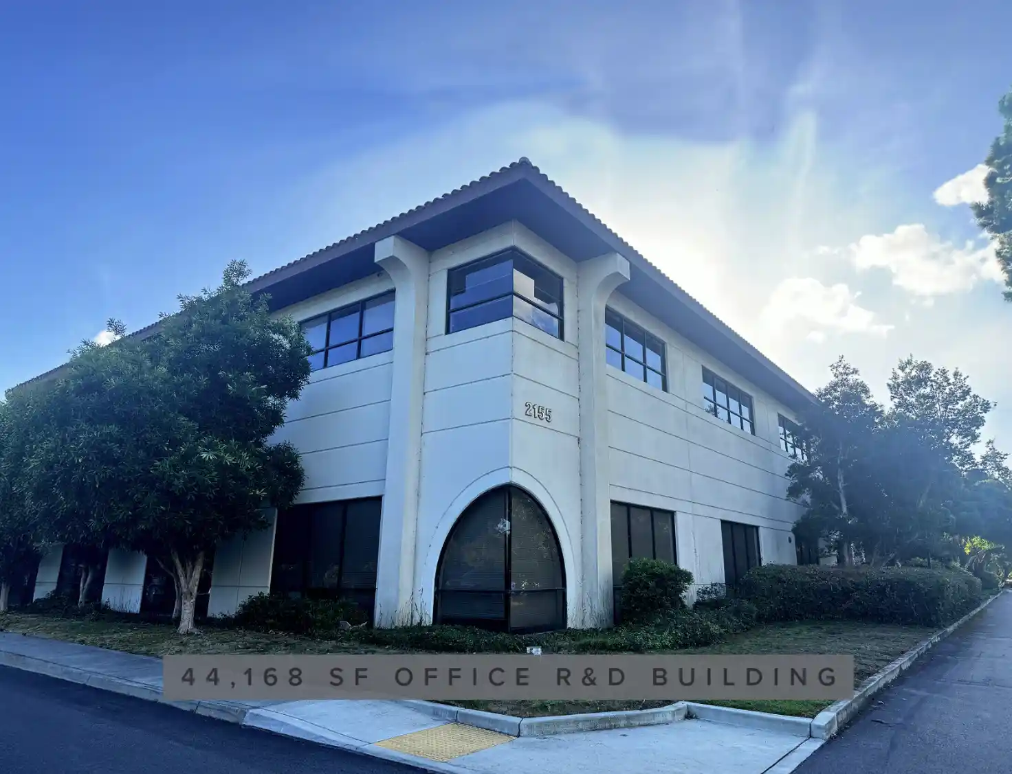 santa-cruz-industrial-r&d-office