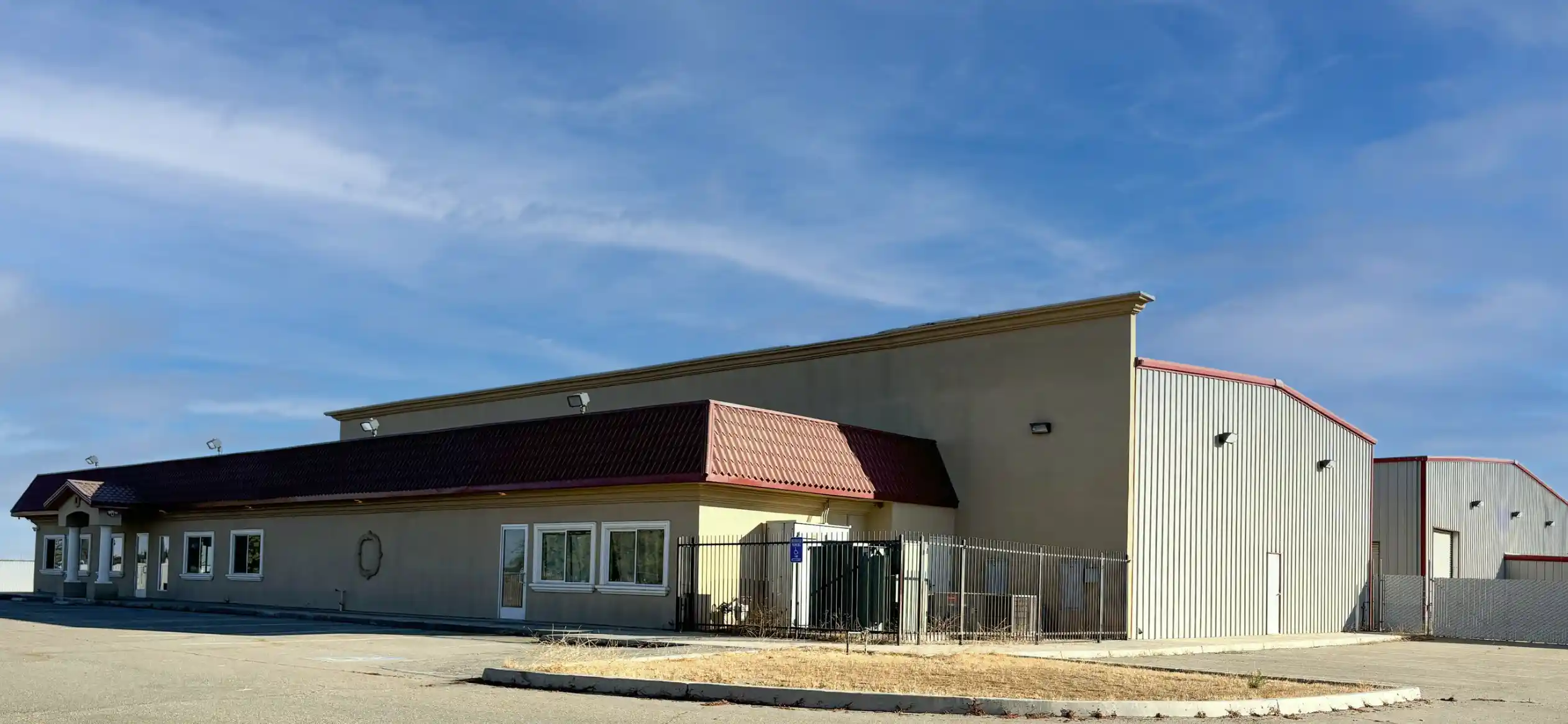 shafter-industrial-warehouse-building