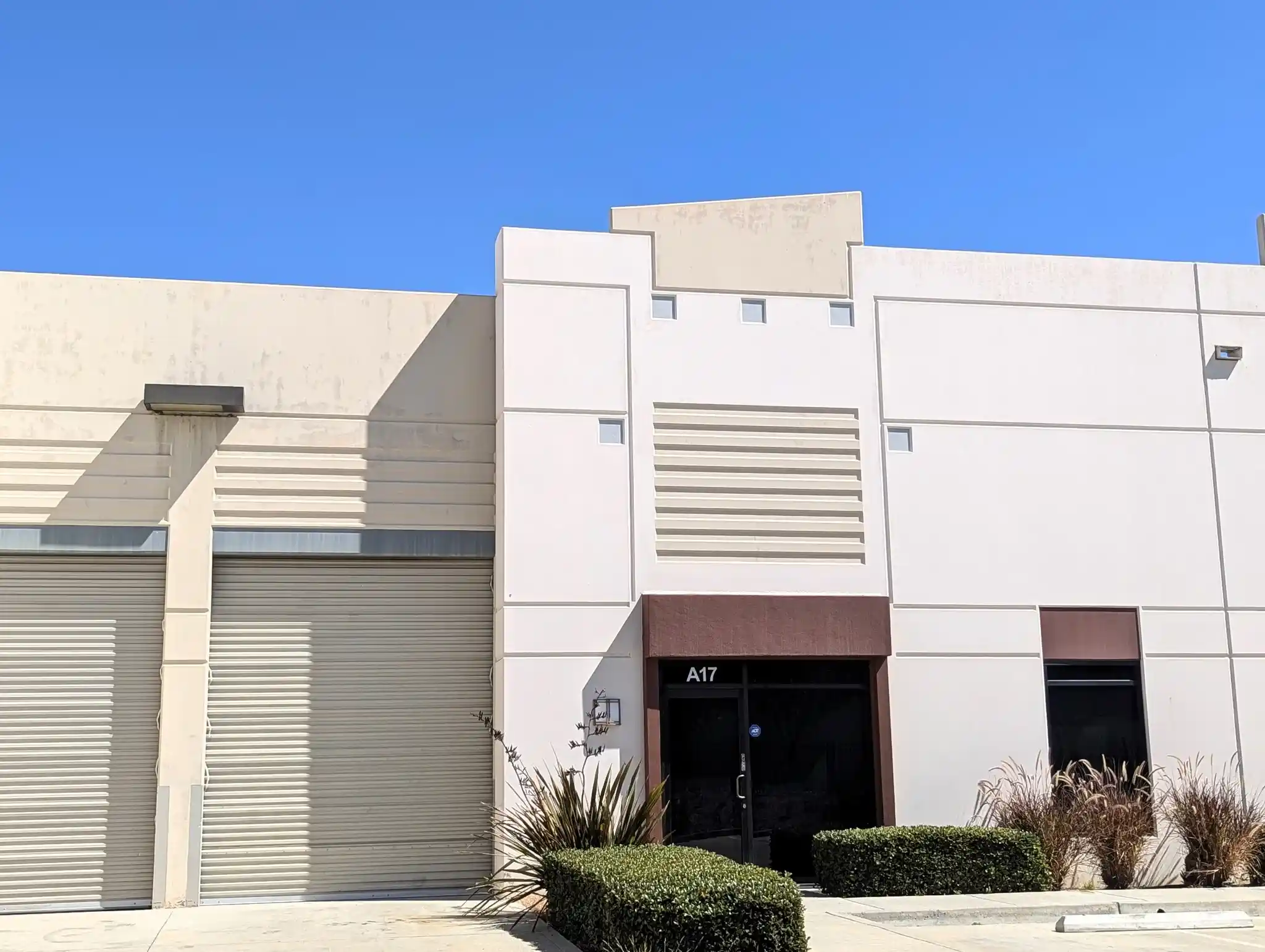 industrial-condos-venture-commerce-center-temecula