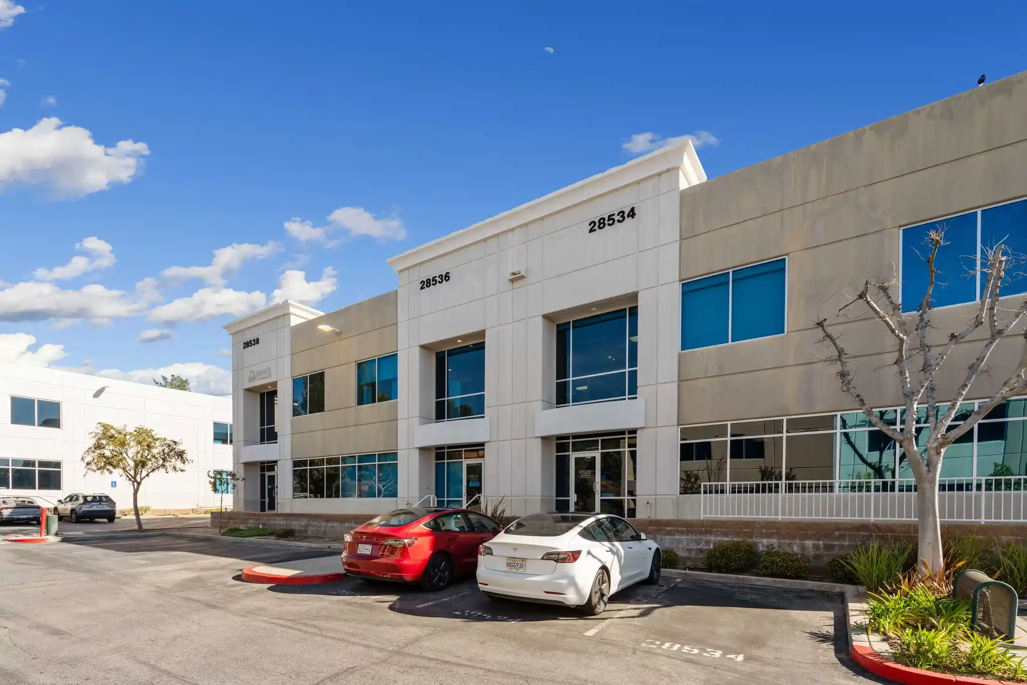 valencia-2-industrial-flex-condo-for-sale