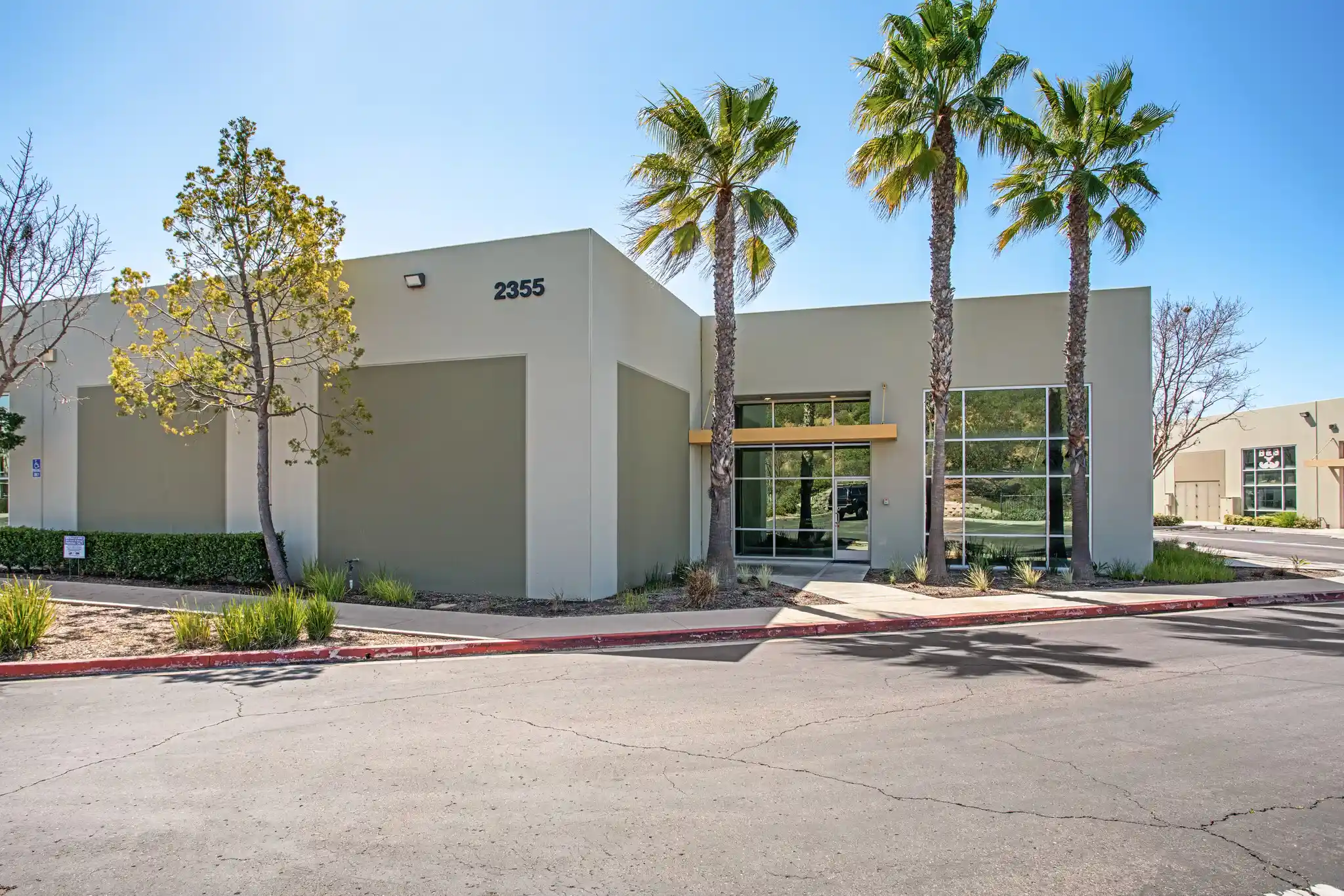 vista-industrial-flex-condo