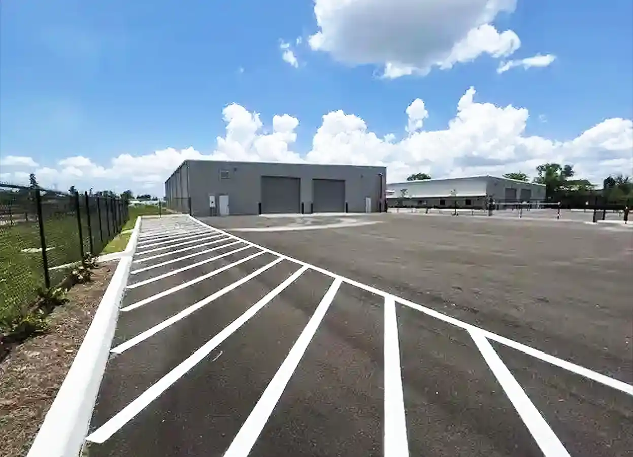 fort-myers-industrial-warehouse-building