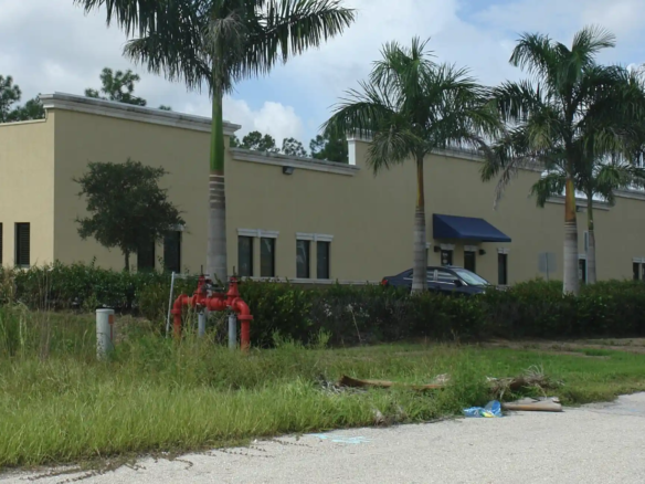 fort-myers-old-bldg-1