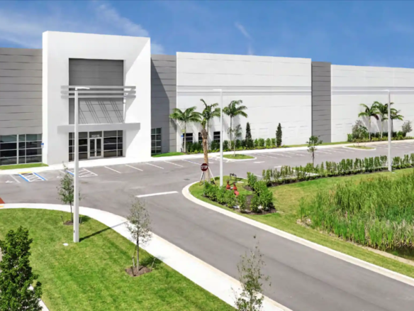 jupiter-mega-distribution-jll-1