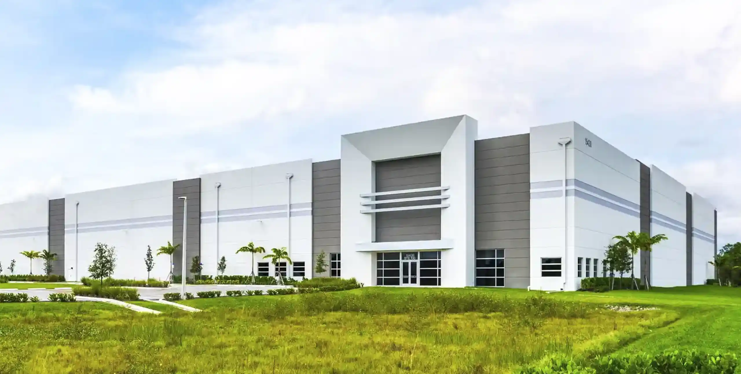 jupiter-mega-logistics-1