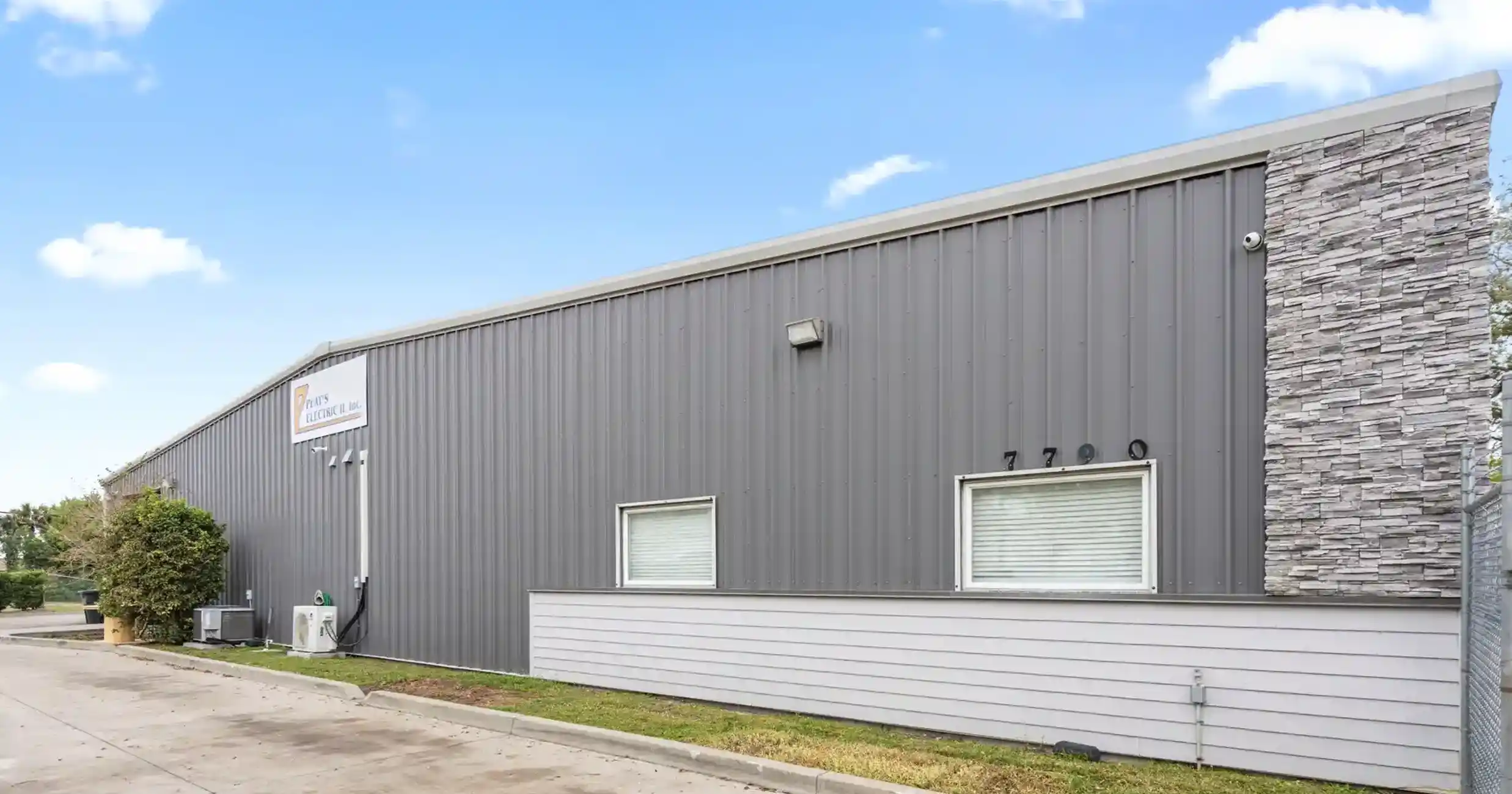 melbourne-industrial-warehouse-building