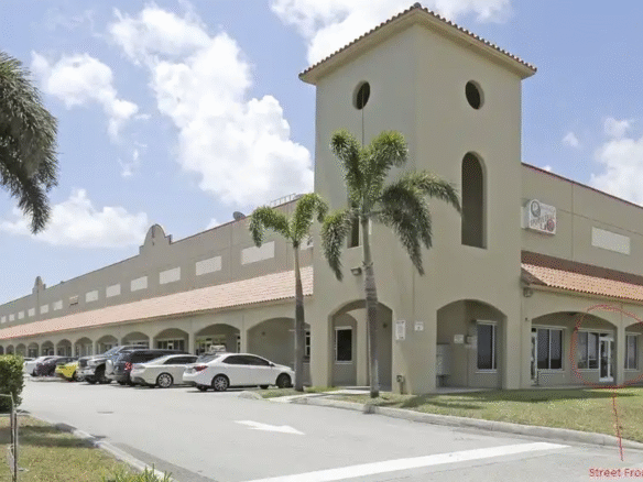 gateway-corporate-plaza-industrial-flex-condo