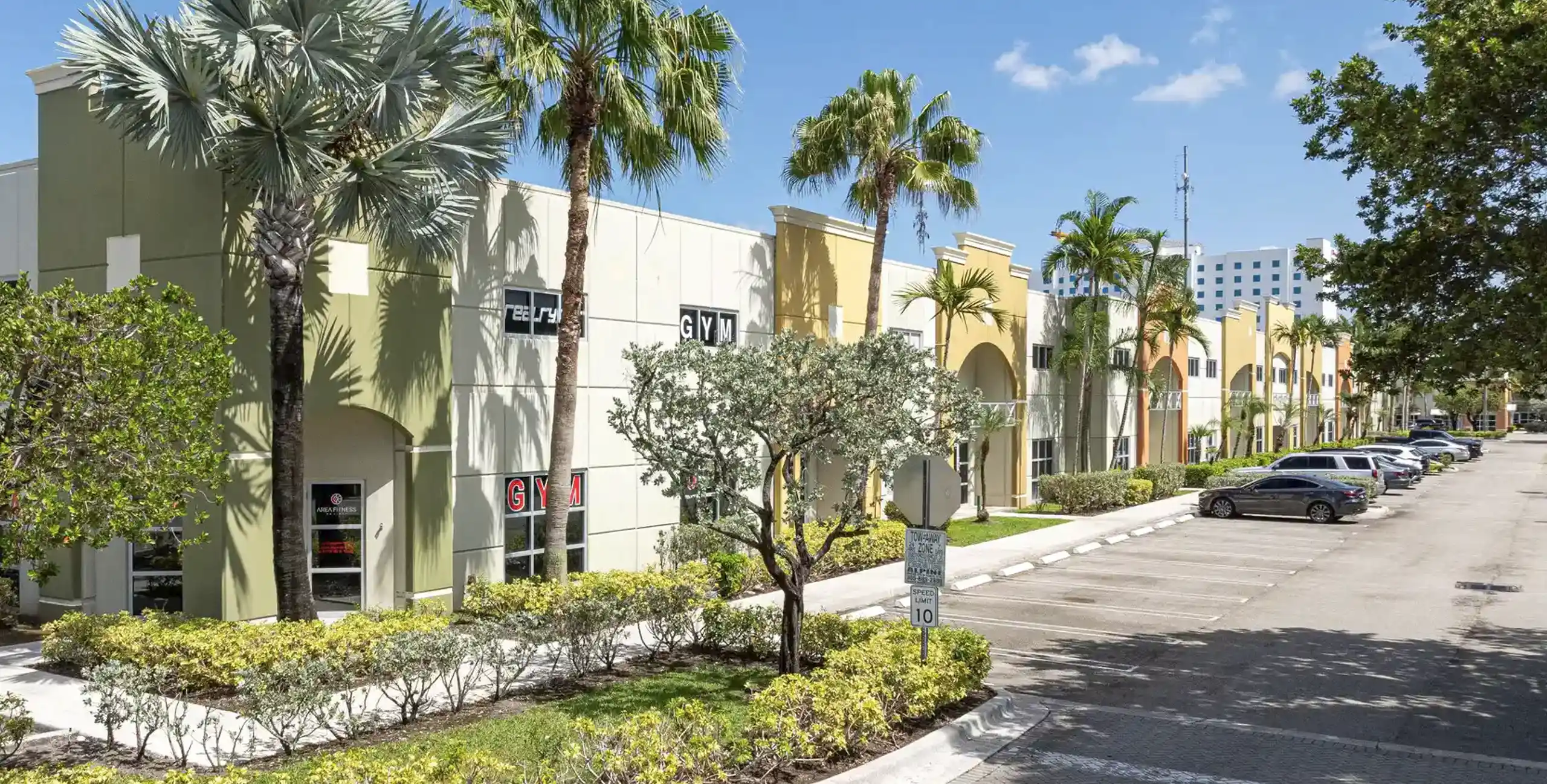 miami-warehouse-flex-condo-gym