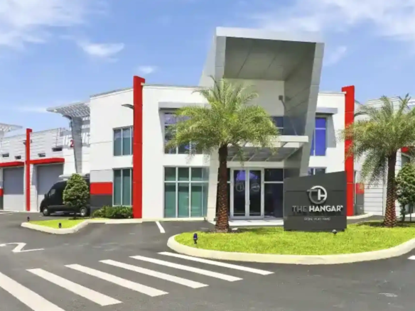 riviera-beach-hi-end-auto-storage