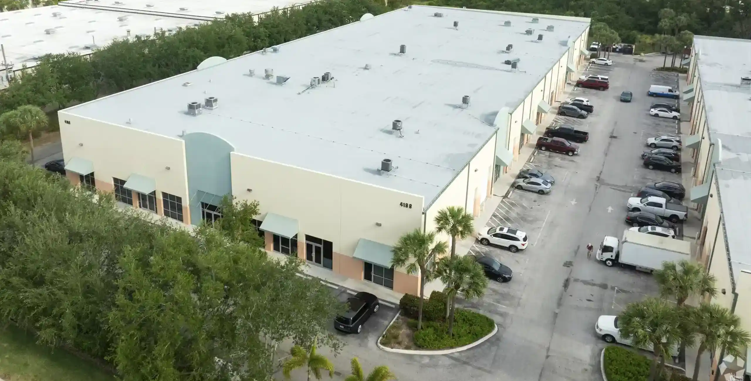 riviera-beach-flex-1