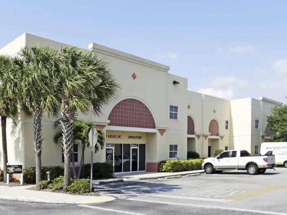 sarasota-flex-condo-1