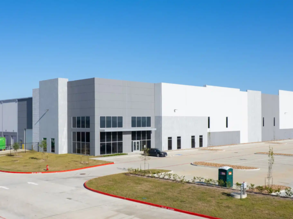 baytown-tx-near-houston-mega-logistics-distribution-center-under-construction
