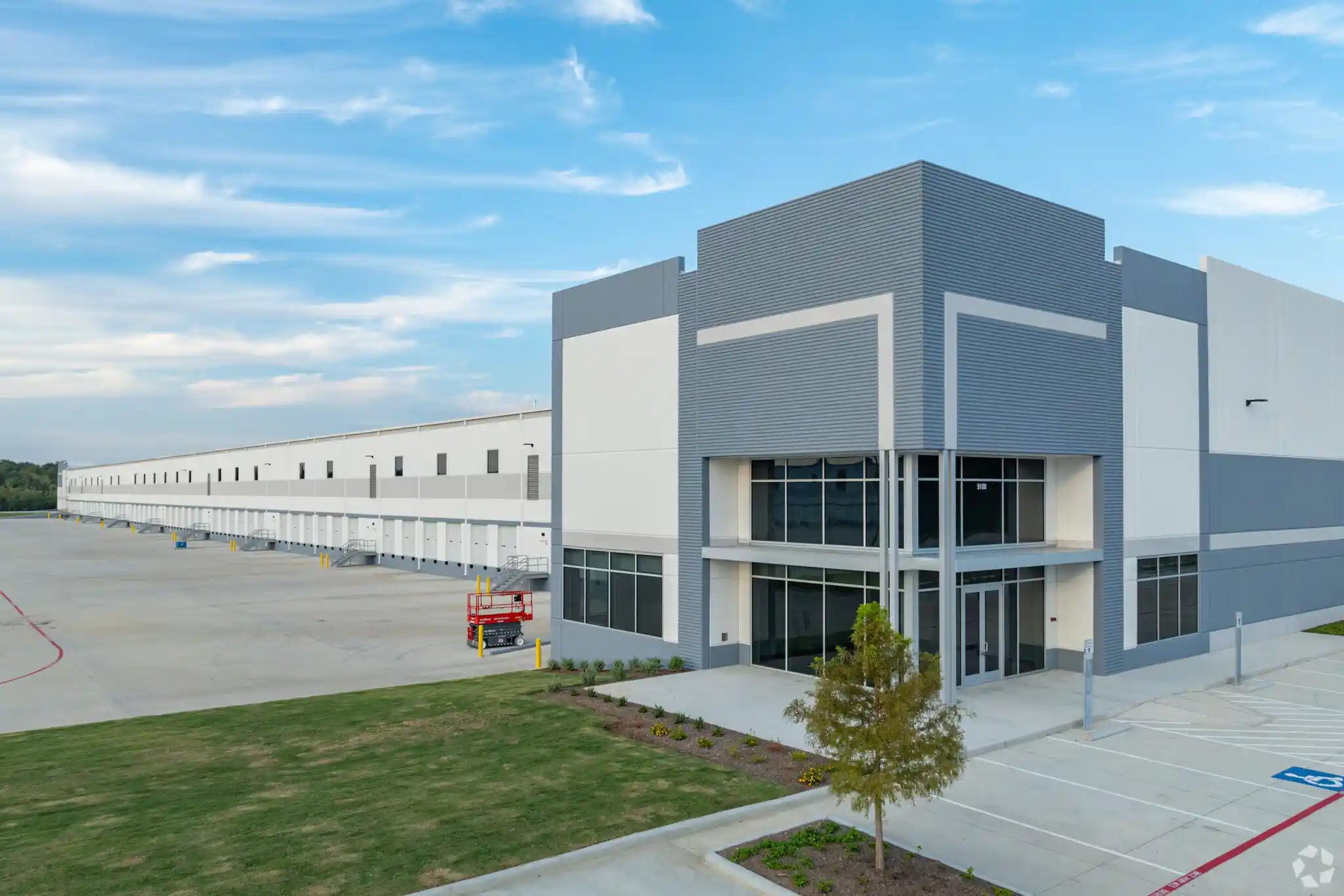 baytown-mega-logistics-center